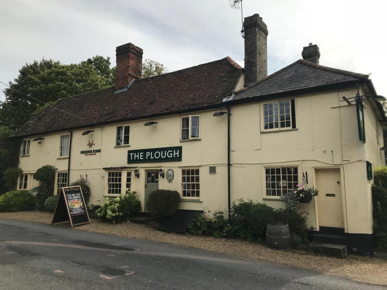 The Plough Great Chesterford Bagian luar foto